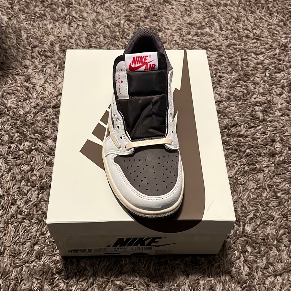 Jordan 1 Retro Low OG SP Travis Scott Reverse Mocha